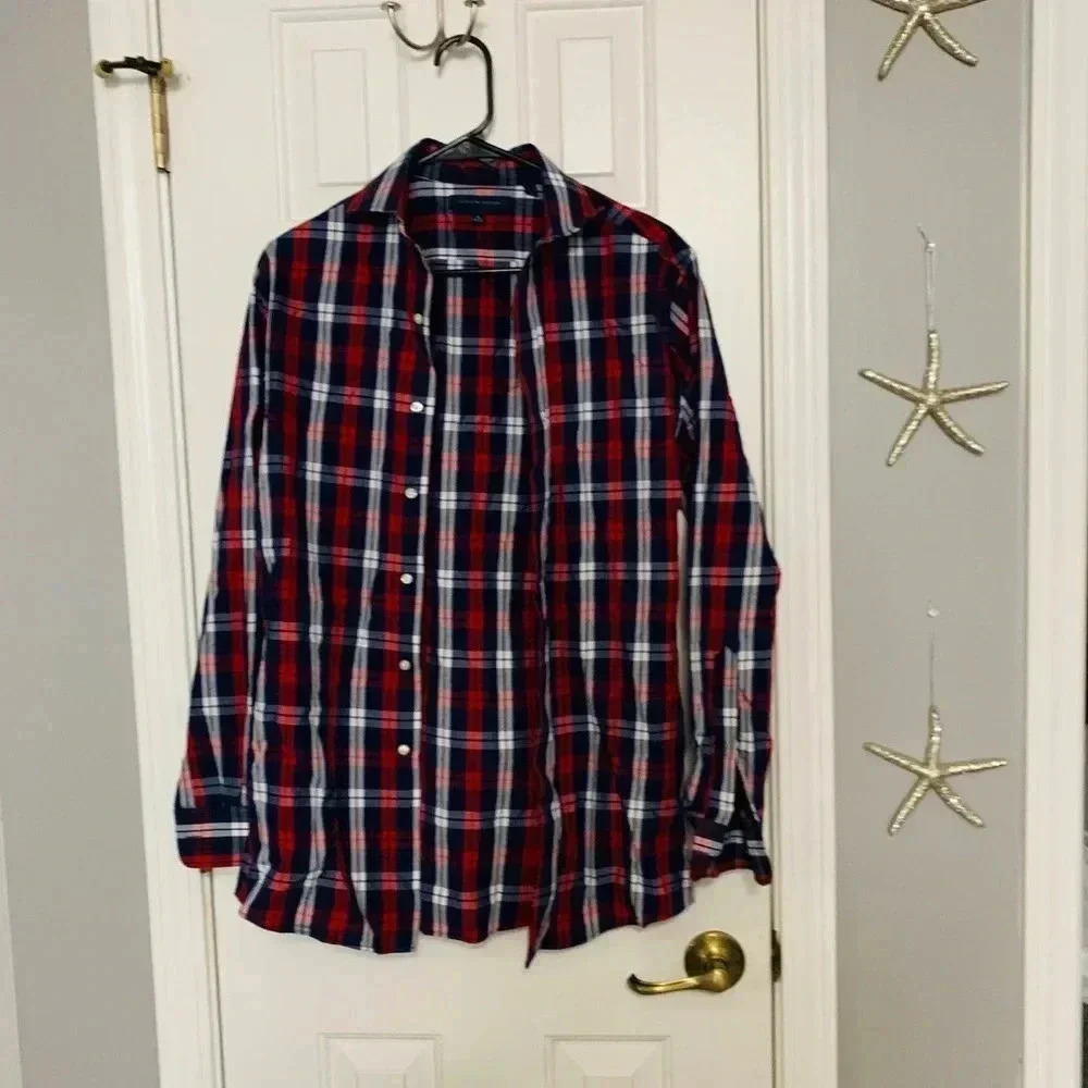 🧾 Tommy Hilfiger Button Down